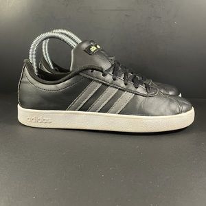Adidas VL Court 2.0 size 3Y